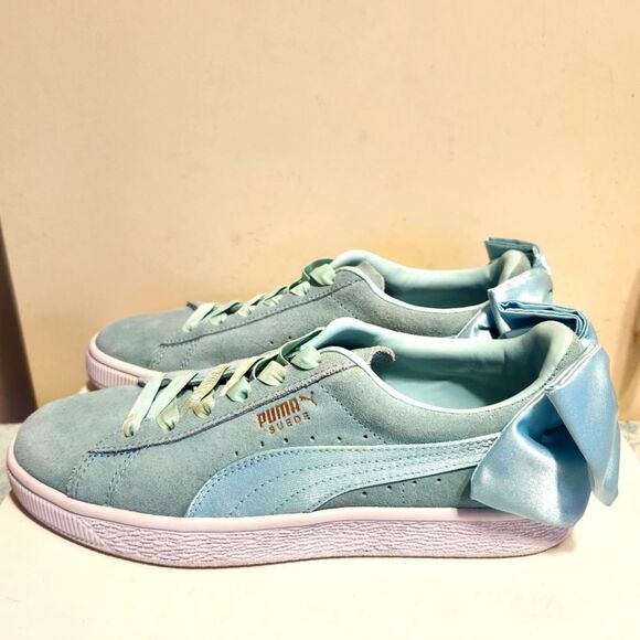 Puma "Island Paradise" Turquoise Suede Satin Bow Accent Sneakers Sz.6.5 Ret.$129 - Picture 1 of 8